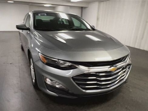 Certified 2024 Chevrolet Malibu LT image 3