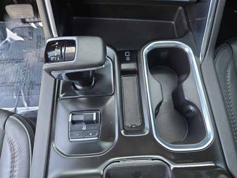 Certified 2025 GMC Sierra 1500 Denali image 29