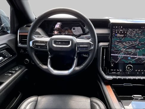 Used 2025 GMC Yukon XL Denali w/ Sun & Power Step Package RWD image 6