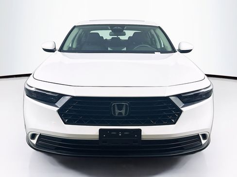 Used 2024 Honda Accord EX image 2