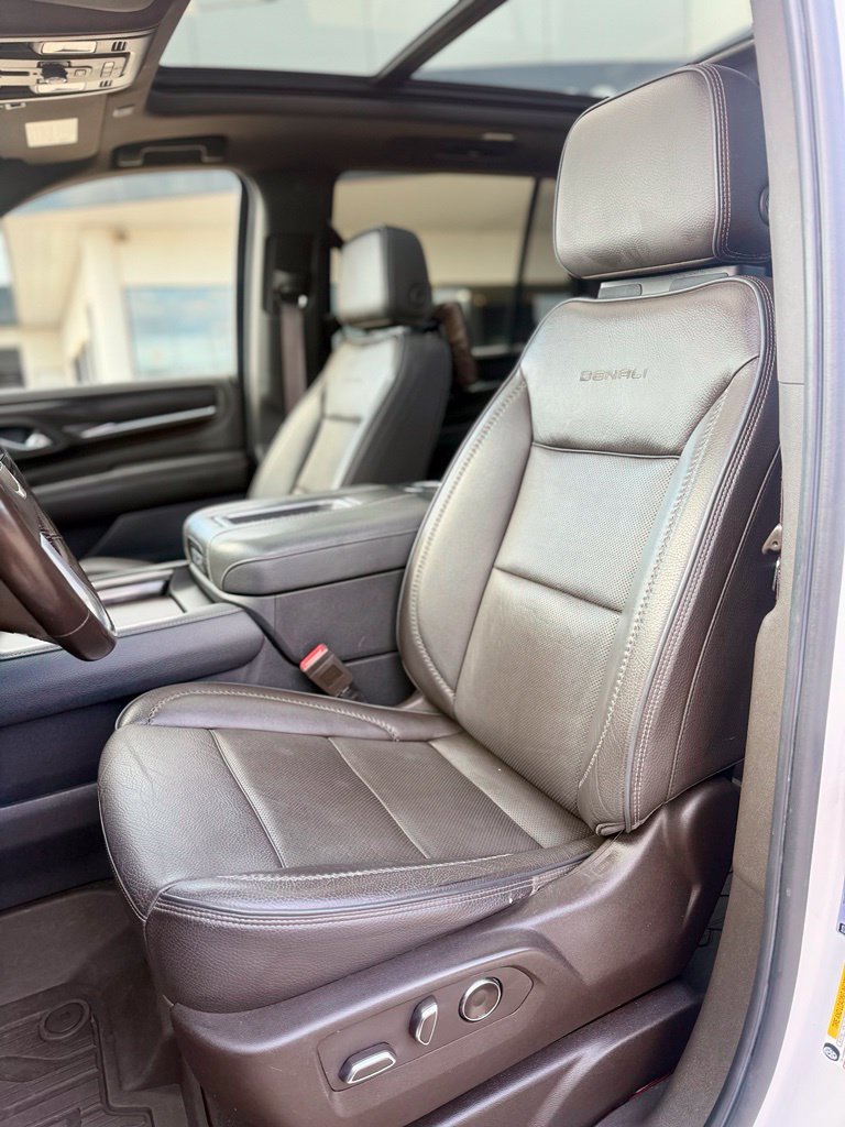 Used 2021 GMC Yukon Denali AWD/4WD image 10