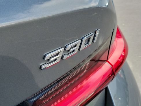 Used 2025 BMW 330i Sedan RWD image 5