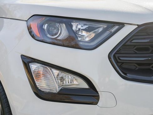 Used 2020 Ford EcoSport SES image 22