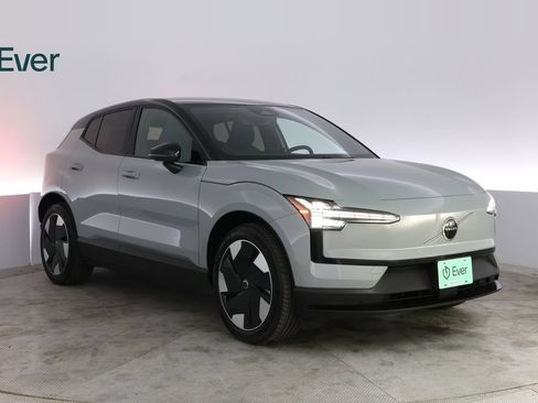 Used 2025 Volvo EX30 Plus w/ Protection Package Premier AWD/4WD image 13