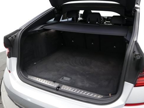 Used 2019 BMW 640i Gran Turismo xDrive AWD/4WD image 34