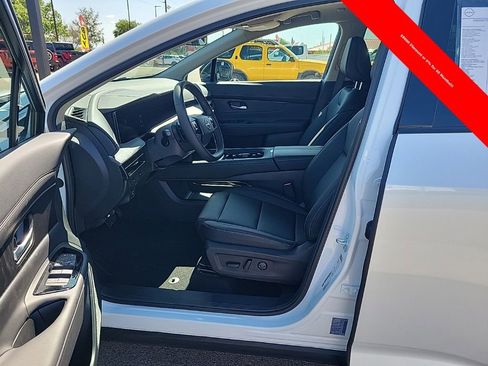 New 2025 Nissan Murano SV AWD/4WD image 10