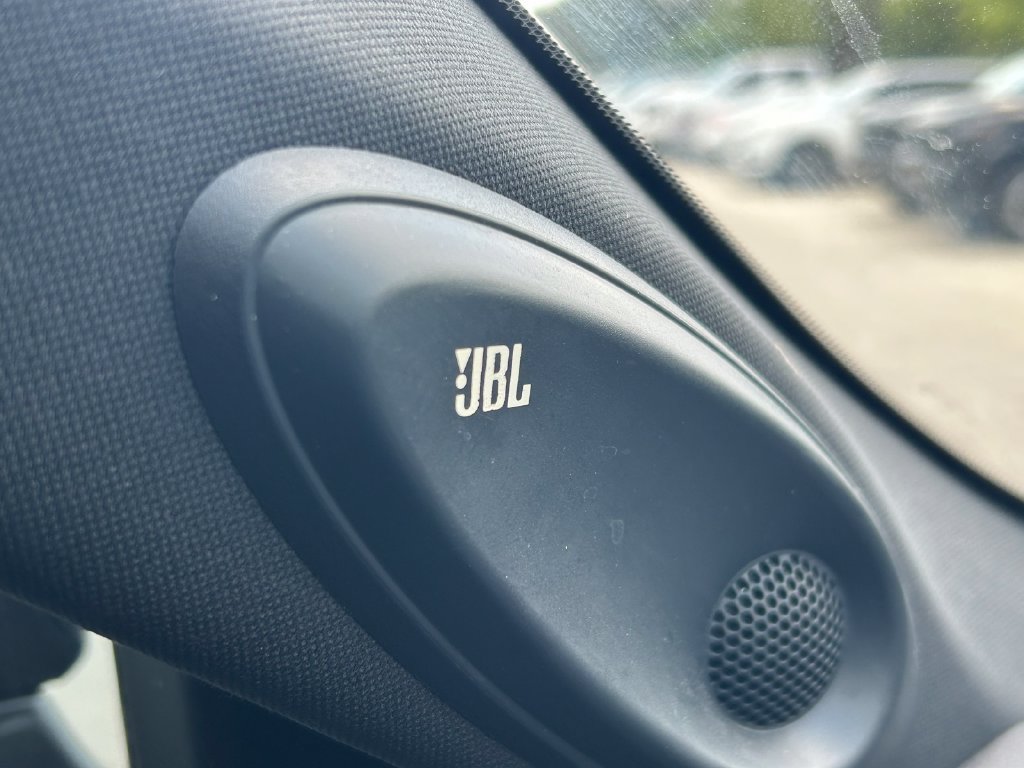 Used 2022 Toyota Highlander XSE FWD image 28