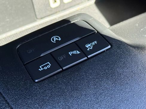 Used 2019 Ford Ranger XLT w/ Equipment Group 301A Mid image 31