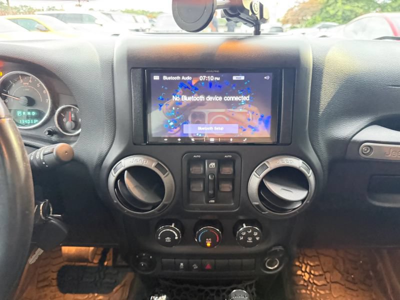 Used 2017 Jeep Wrangler Unlimited Sport w/ Quick Order Package 24S AWD/4WD image 22