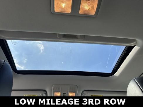 Used 2022 MAZDA CX-9 Touring w/ Touring Premium Package image 18