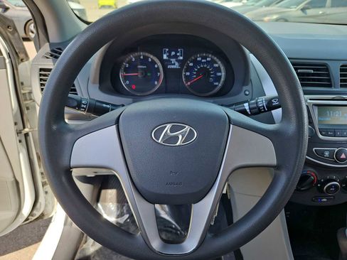 Used 2017 Hyundai Accent SE image 22