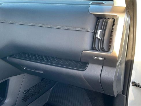 Used 2024 Nissan Pathfinder Platinum w/ Cargo Package image 17