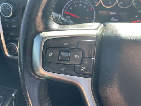 Used 2022 Chevrolet Silverado 1500 LT w/ Bed Protection Package AWD/4WD image 16