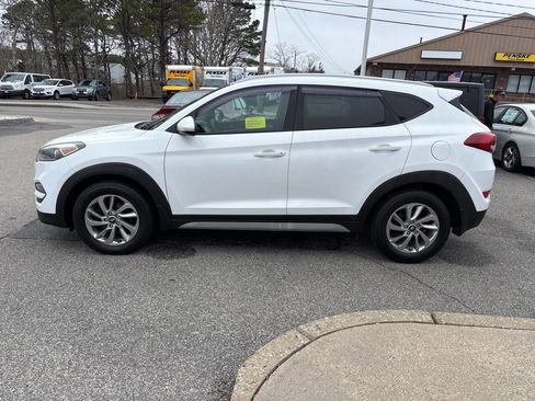 Used 2017 Hyundai Tucson Eco w/ Cargo Package image 7