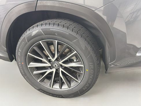 Used 2024 Lexus NX 250 FWD w/ Towing Package (2000 Lbs) image 11
