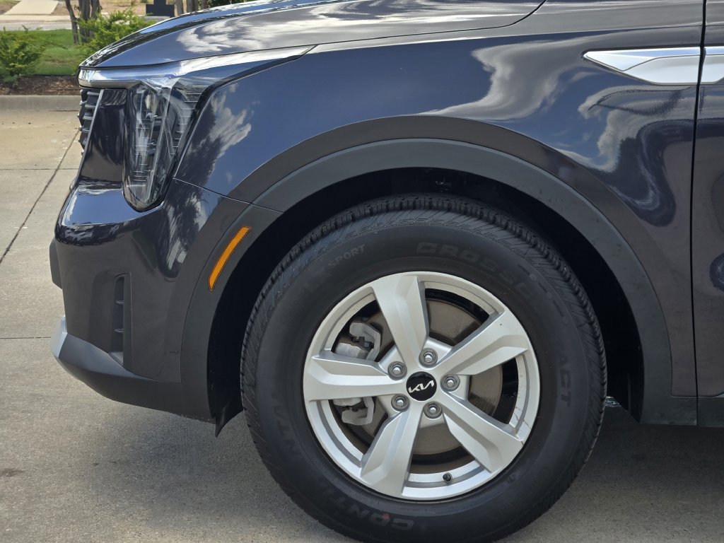 New 2026 Kia Sorento LX FWD image 5