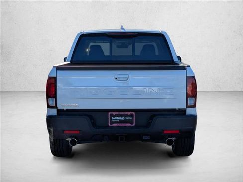 New 2025 Honda Ridgeline RTL image 8