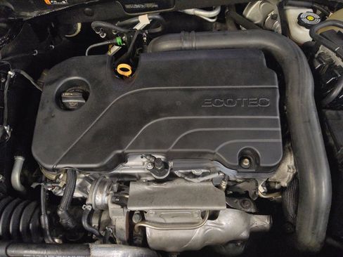 Used 2020 Chevrolet Malibu LT FWD image 30