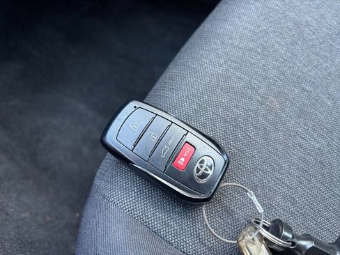 Used 2025 Toyota Camry LE FWD image 17