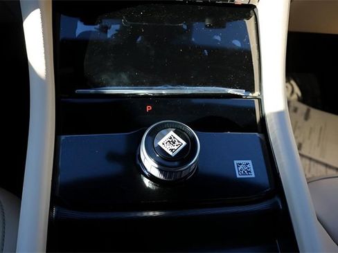 New 2025 Jeep Grand Cherokee Limited image 24