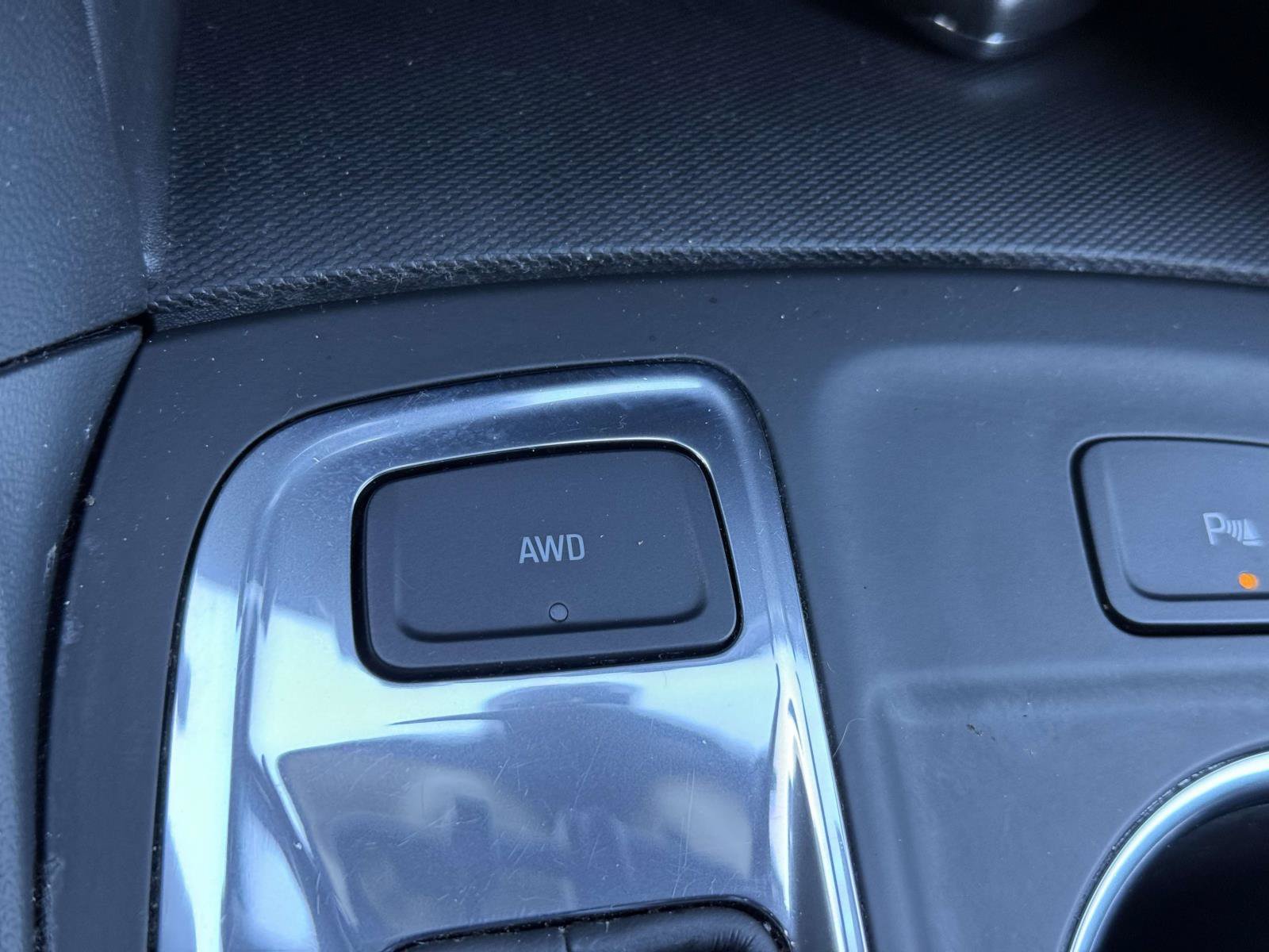 Certified 2024 Chevrolet Equinox LT AWD/4WD image 24