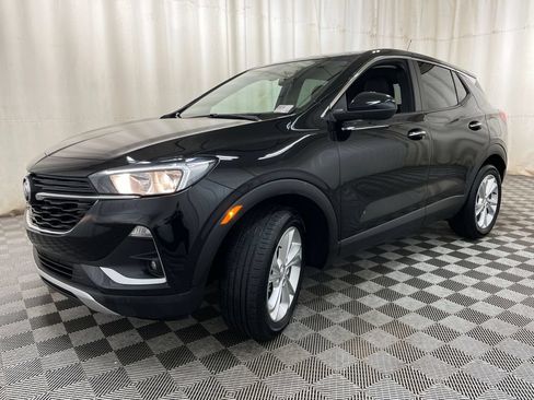 Certified 2023 Buick Encore GX Preferred w/ Cold Weather Comfort Package FWD image 3