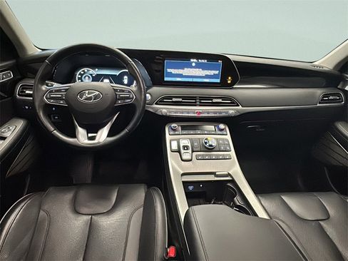 Used 2021 Hyundai Palisade Limited w/ Winter Package image 24