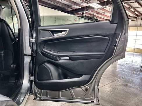 Used 2024 Ford Edge SEL image 24