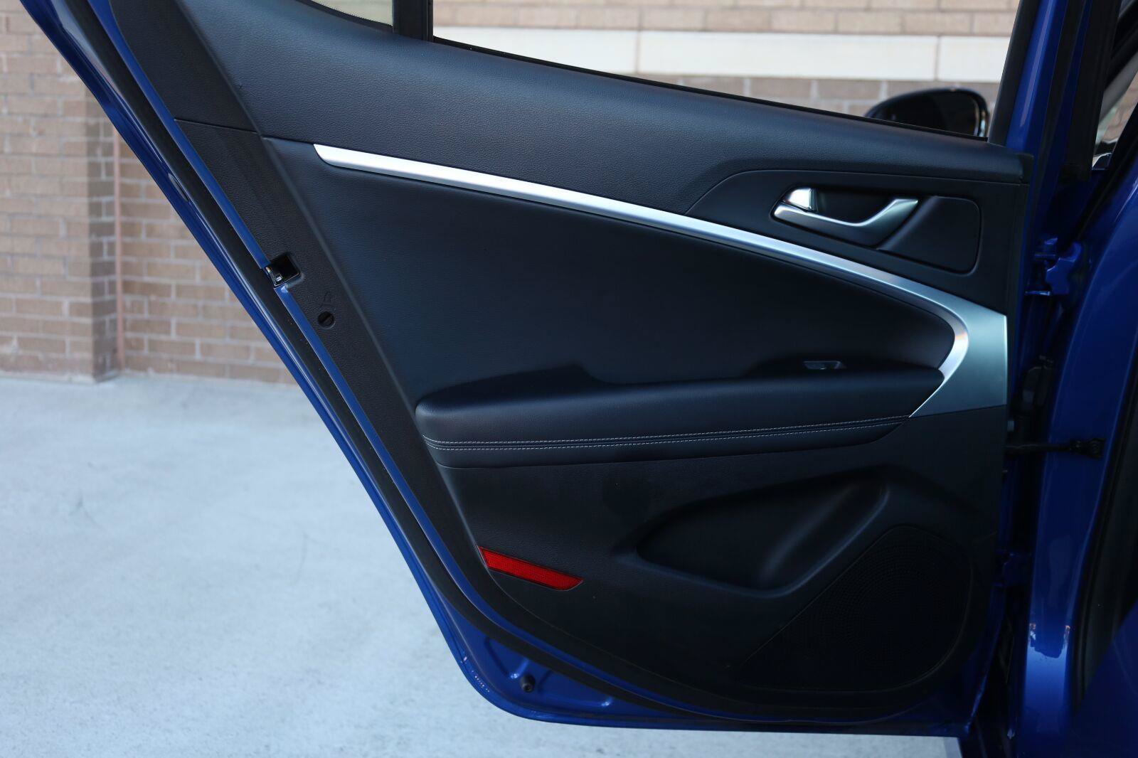 Used 2022 Genesis G70 2.0T RWD image 19
