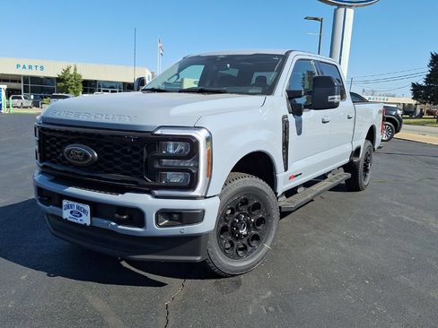 New 2026 Ford F350 Lariat w/ Black Appearance Package AWD/4WD image 34