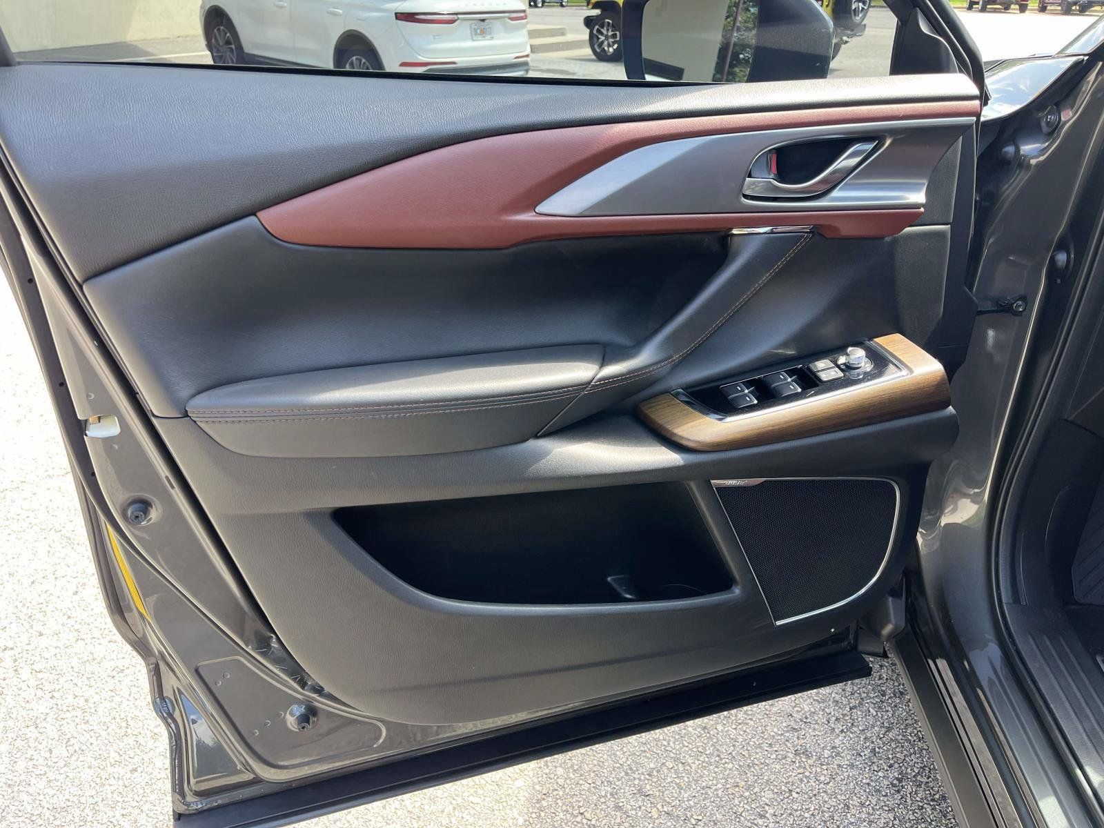 Used 2019 MAZDA CX-9 Signature AWD/4WD image 16