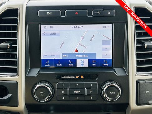 Used 2020 Ford F150 Lariat w/ Trailer Tow Package image 5