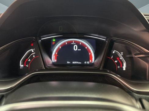 Used 2018 Honda Civic Sport Touring image 17