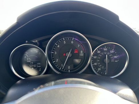 Used 2016 MAZDA MX-5 Miata Club image 11