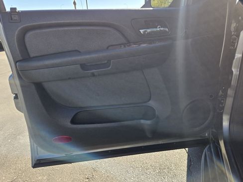 Used 2008 Chevrolet Tahoe LT w/ LT Preferred Equipment Group image 10