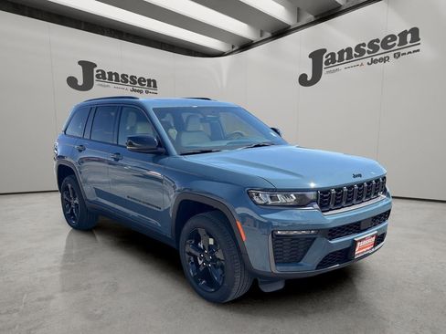 New 2026 Jeep Grand Cherokee Limited w/ Limited Altitude Package AWD/4WD image 6