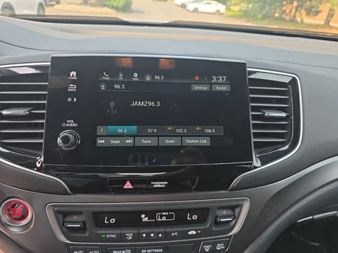 Certified 2023 Honda Passport EX-L image 16