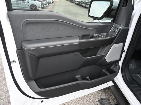 New 2025 Ford F150 Lariat w/ Equipment Group 502A High image 14