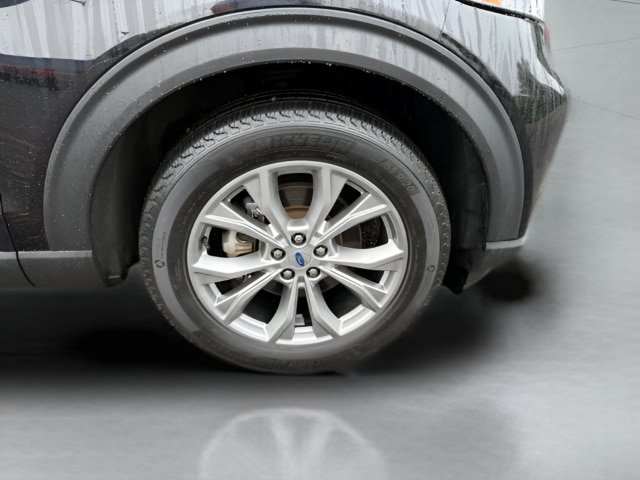 Certified 2023 Ford Explorer XLT w/ Equipment Group 202A AWD/4WD image 31