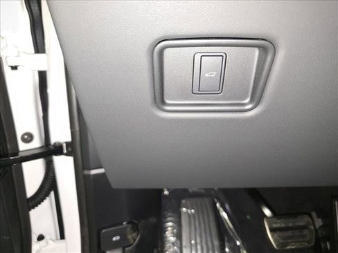 New 2026 Land Rover Range Rover Sport Dynamic SE image 24