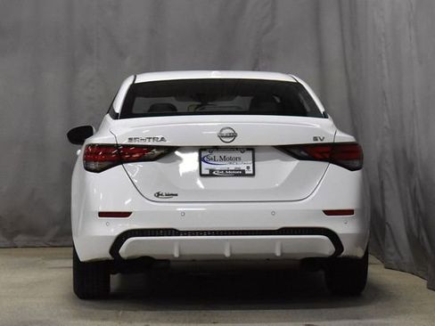 Used 2024 Nissan Sentra SV image 8