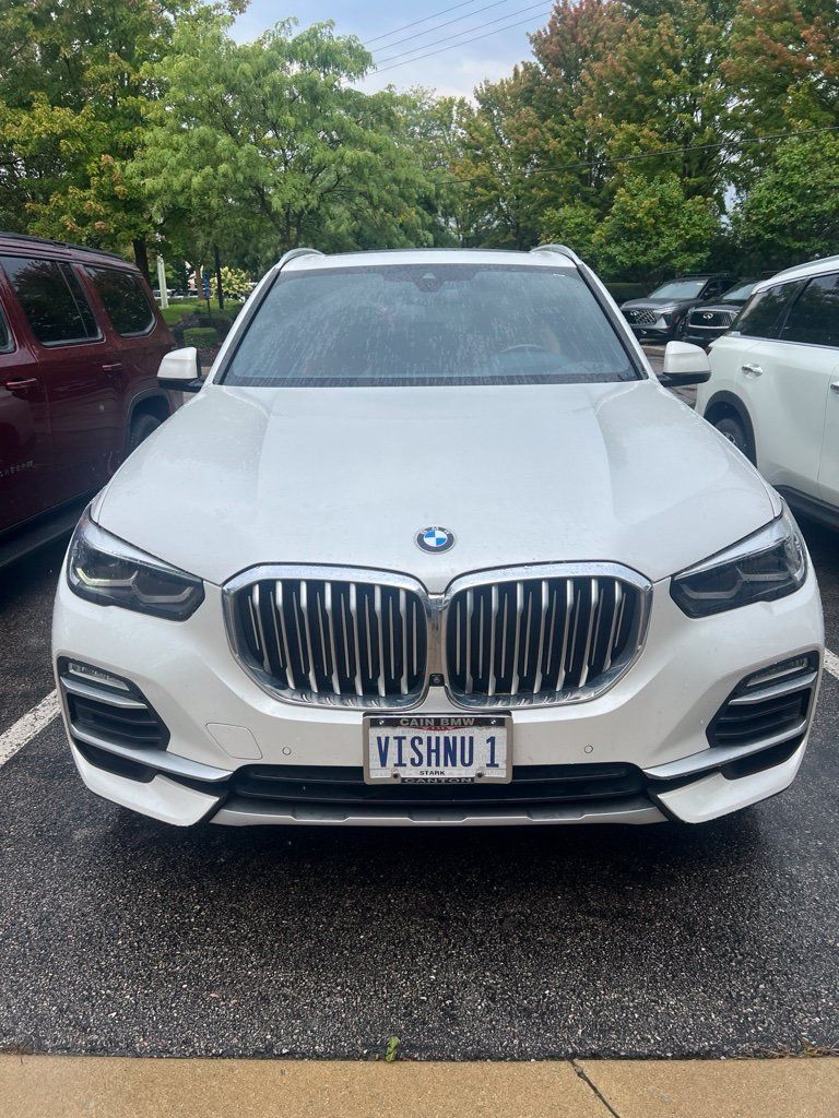 Used 2019 BMW X5 xDrive40i w/ Premium Package 2 AWD/4WD image 1