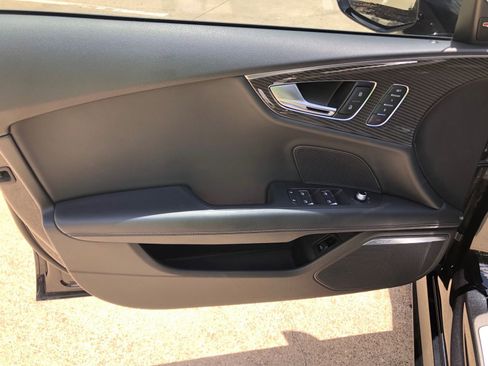 Used 2014 Audi RS 7 Prestige image 10