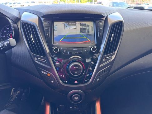 Used 2016 Hyundai Veloster Turbo w/ Option Group 04 FWD image 23