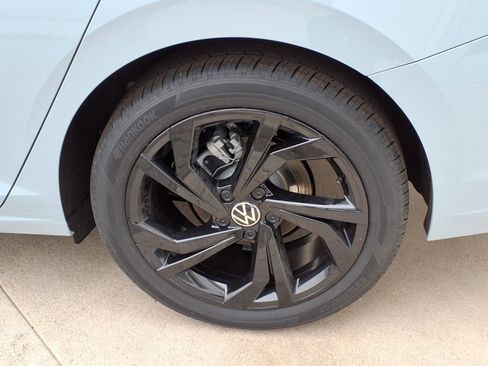 New 2026 Volkswagen Jetta SE image 11