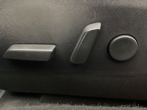 Used 2018 Tesla Model 3 Mid Range RWD image 38