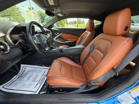 Certified 2018 Chevrolet Camaro LT RWD image 30