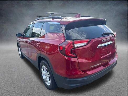 Used 2022 GMC Terrain SLE w/ Driver Convenience Package FWD image 8