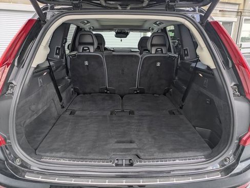 Used 2020 Volvo XC90 T6 Momentum w/ Protection Package Premier AWD/4WD image 13