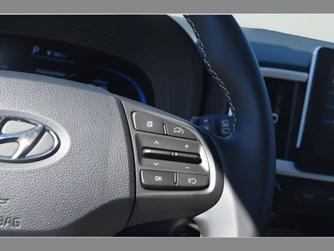 New 2026 Hyundai Venue SEL FWD image 20